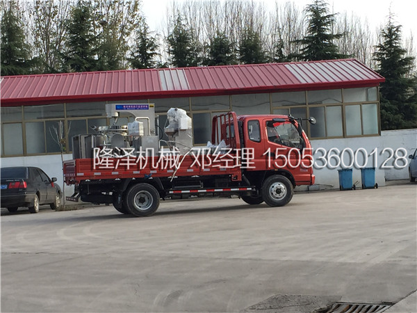 武漢客戶定做的辣椒醬攪拌炒鍋裝車發貨